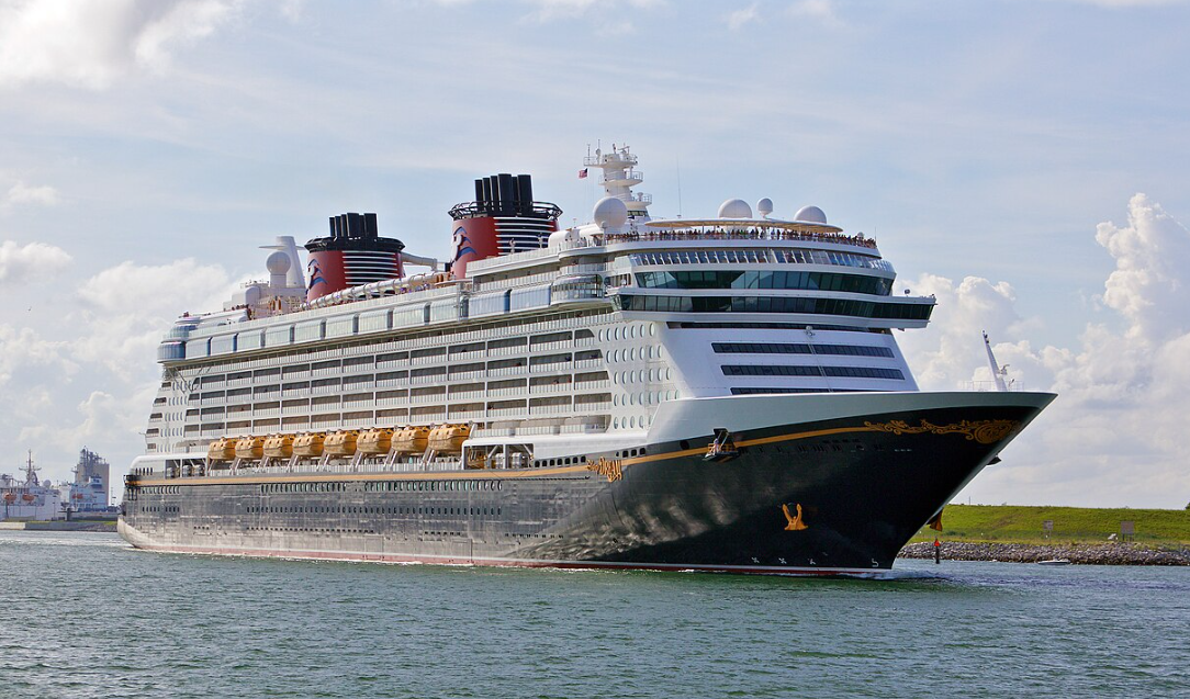 Cruise Ship